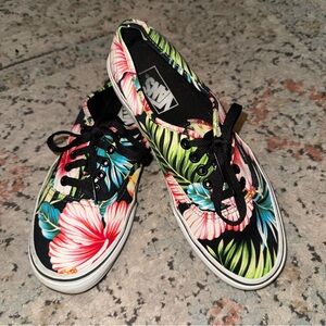 Vans Women's Tropical Floral Sneakers - Black and Multicolor Size 9
